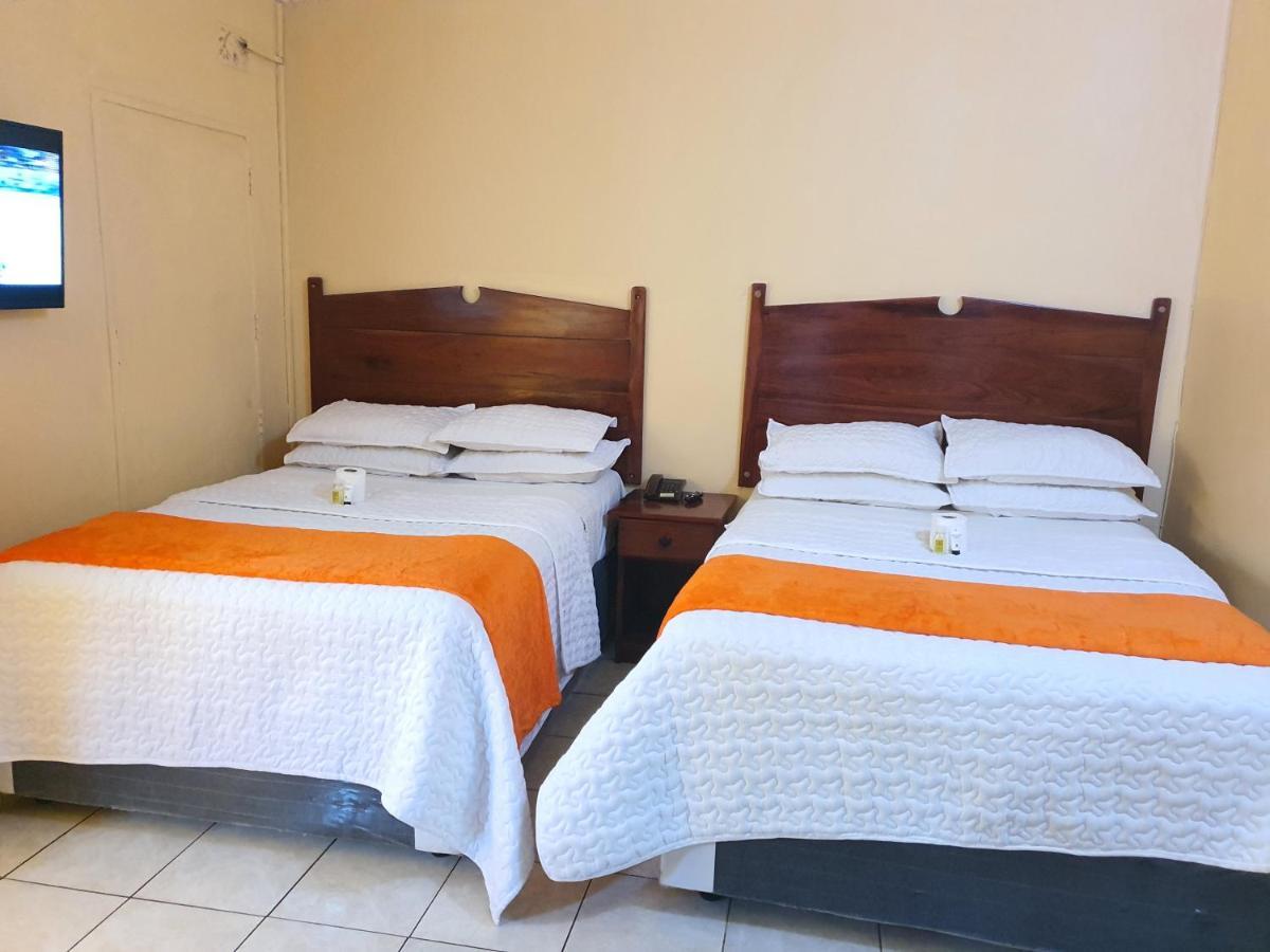 The Palace Guest House Harare Extérieur photo