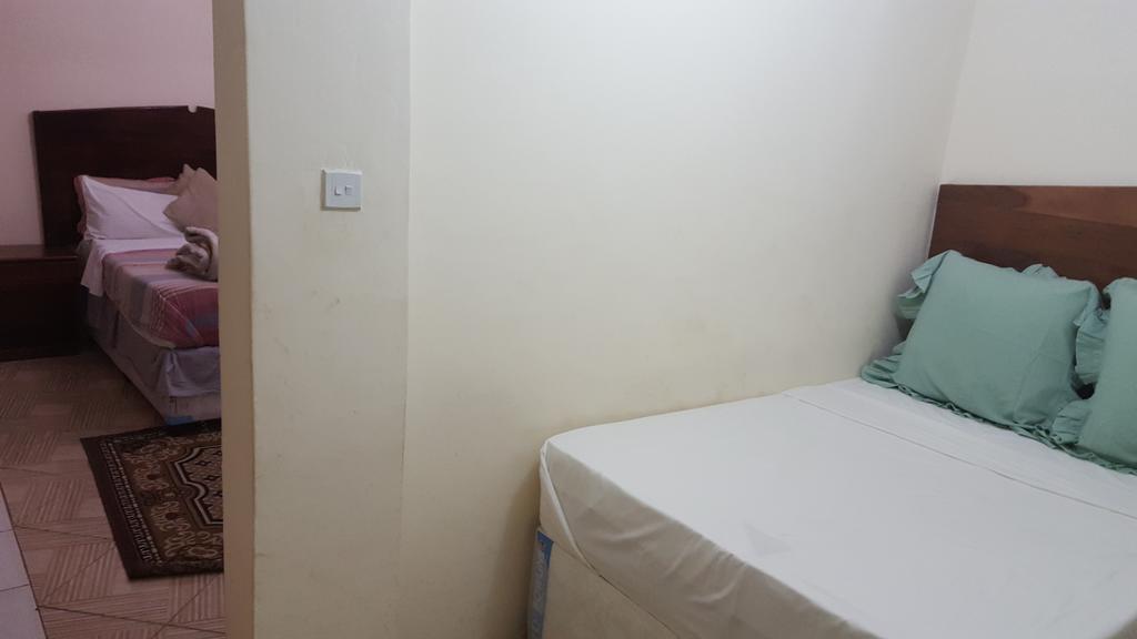 The Palace Guest House Harare Extérieur photo