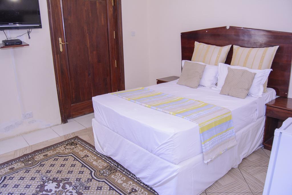 The Palace Guest House Harare Extérieur photo