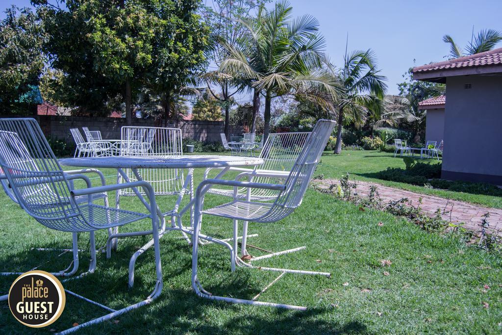 The Palace Guest House Harare Extérieur photo