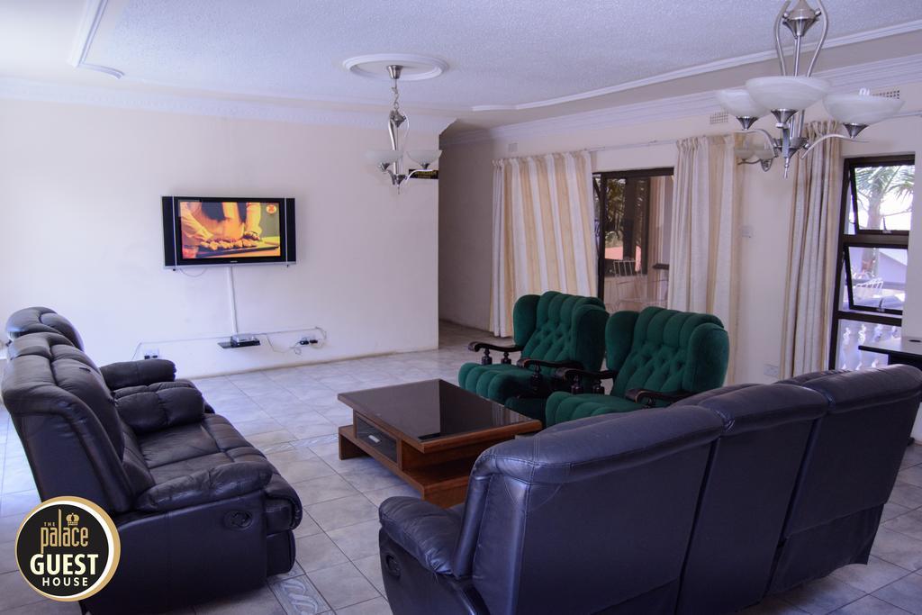 The Palace Guest House Harare Extérieur photo