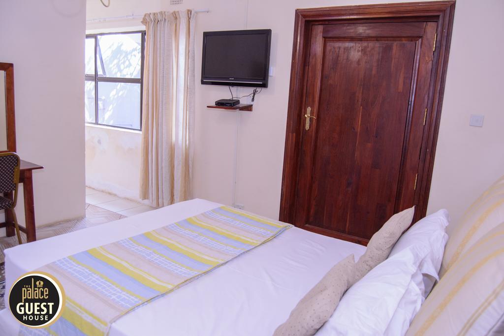 The Palace Guest House Harare Extérieur photo