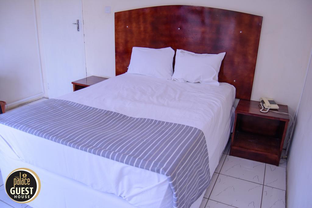 The Palace Guest House Harare Extérieur photo